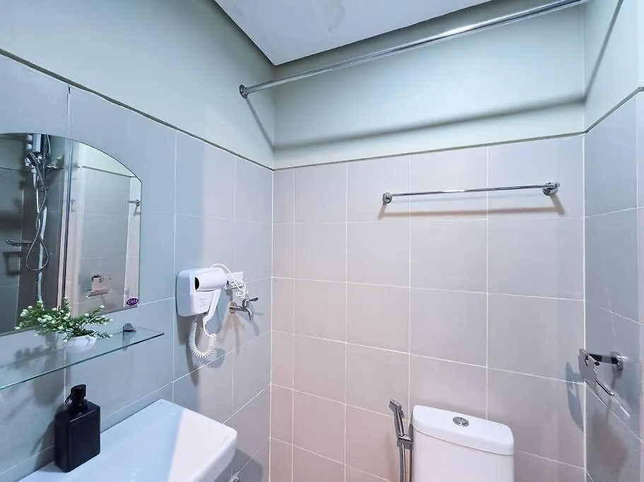 1Br Unit Condotel W Balcony Fame Residences -Fm29 Manila Apartment
