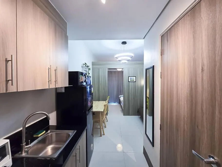 1Br Unit Condotel W Balcony Fame Residences -Fm29 Manila Apartment